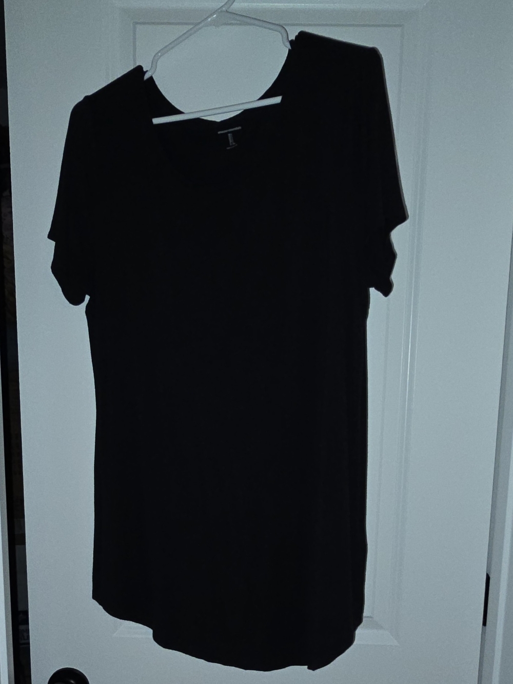 Amazon Essentials Black Short Sleeve Scoop Neck Tee